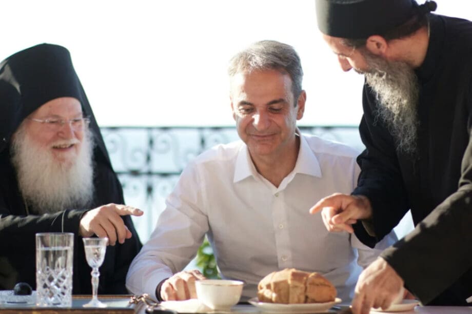 Τη Μονή Βατοπαιδίου επισκέφθηκε ο Κυριάκος Μητσοτάκης / Φωτογραφία: ΔΗΜΗΤΡΗΣ ΠΑΠΑΜΗΤΣΟΣ / Γρ. Τύπου Πρωθυπουργού