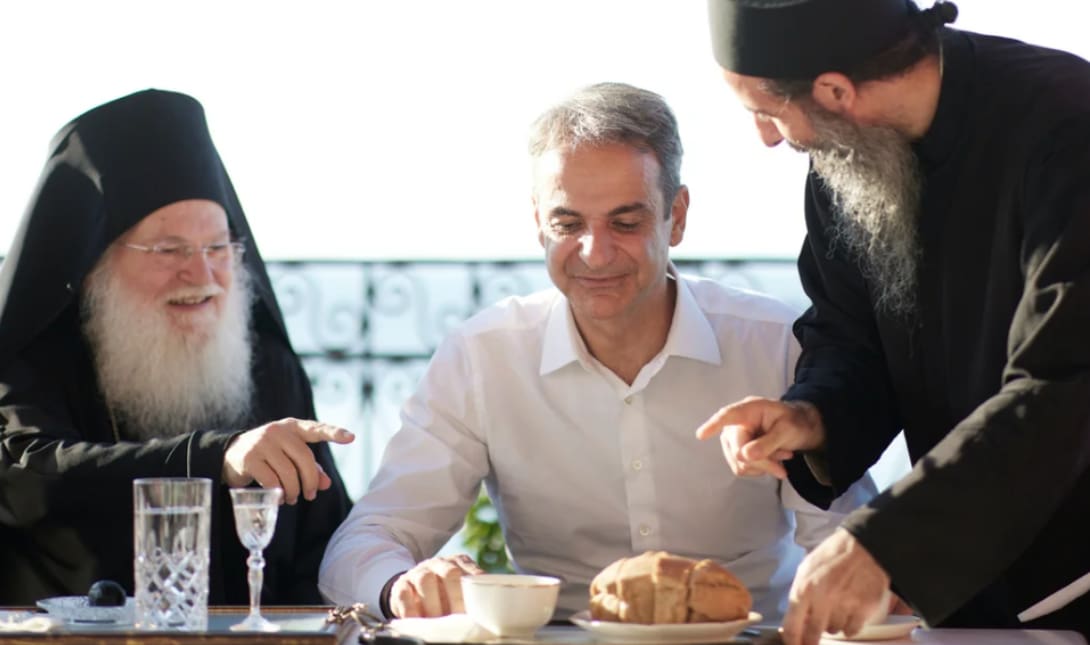 Τη Μονή Βατοπαιδίου επισκέφθηκε ο Κυριάκος Μητσοτάκης / Φωτογραφία: ΔΗΜΗΤΡΗΣ ΠΑΠΑΜΗΤΣΟΣ / Γρ. Τύπου Πρωθυπουργού