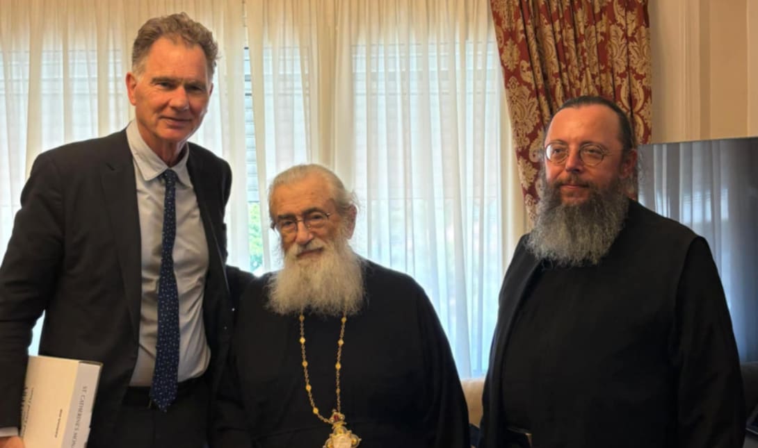 Ο Νίκος Παπανδρέου συναντήθηκε με τον Αρχιεπίσκοπο Σινά, Δαμιανό