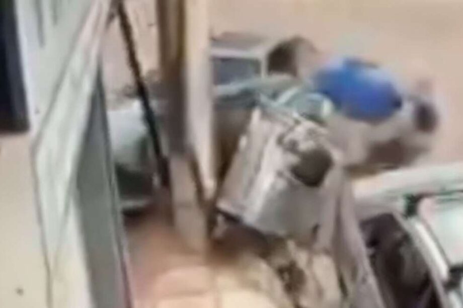 Ίλιον παράσυρση