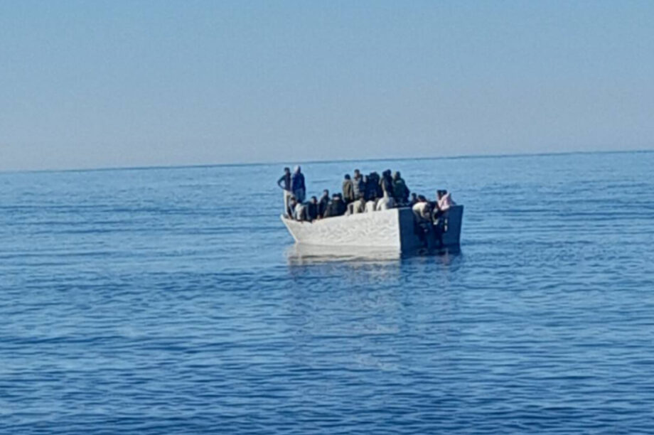 Μετανάστες Πρόσφυγες