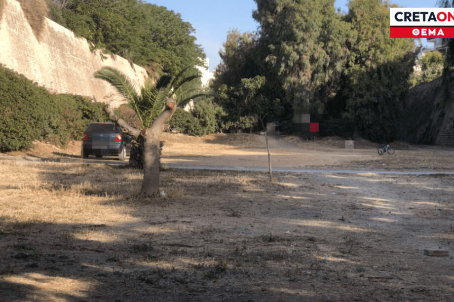 Ηράκλειο: Εγκαταλελειμμένο κτίριο - υγειονομική βόμβα δίπλα σε παιδική χαρά