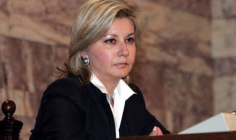 Ζέττα Μακρή