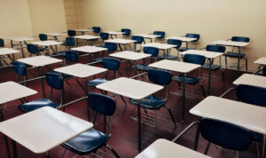 Μαχαίρωμα μαθήτριας σε σχολείο στην Κυψέλη: Μαθητές κλείδωσαν τους διευθυντές μέσα στο γυμνάσιο