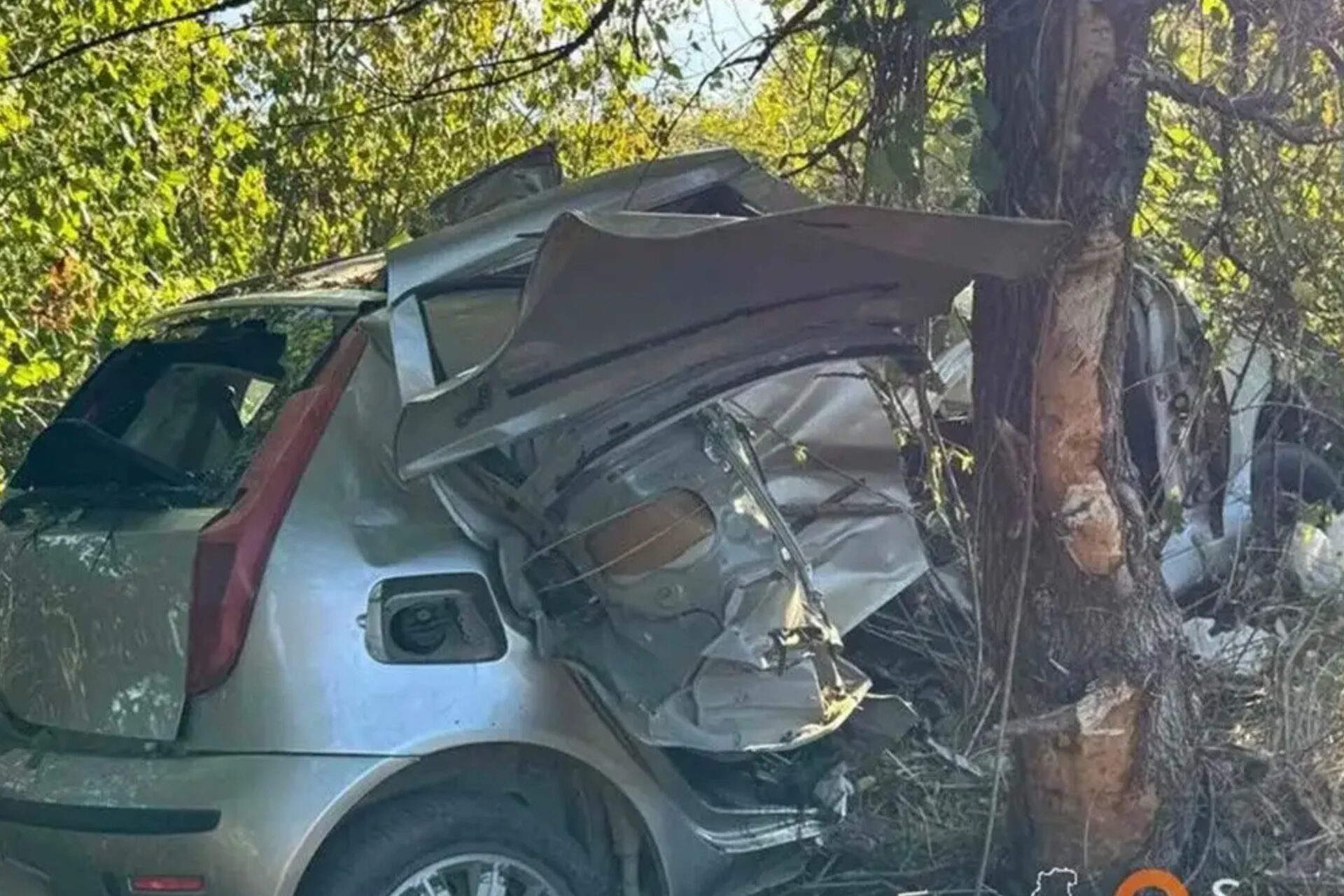 Φρικτό τροχαίο στην Πιερία: Μάχη για τη ζωή του δίνει 11χρονο κοριτσάκι – Θρήνος για την 9χρονη αδελφή του (βίντεο)