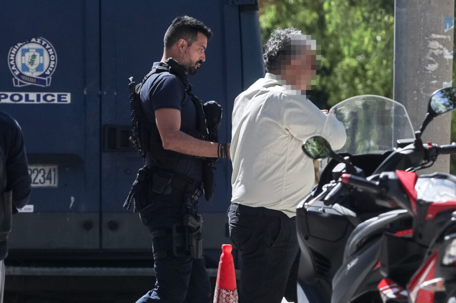 Προφυλακιστέος ο δημοτικός υπάλληλος που κατηγορείται για τέσσερις εμπρησμούς