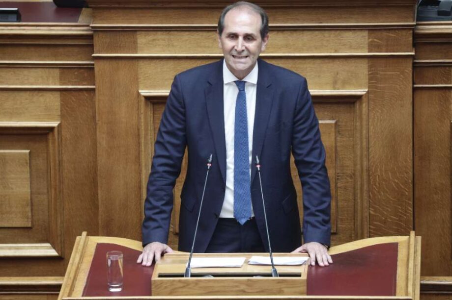 Απόστολος Βεσυρόπουλος