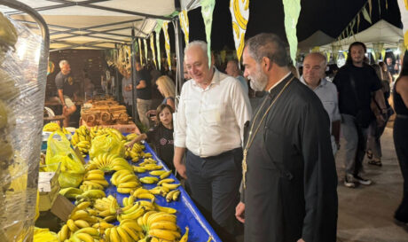 O κόσμος «αγκάλιασε» την 7η Γιορτή Μπανάνας κατακλύζοντας το λιμάνι της Άρβης