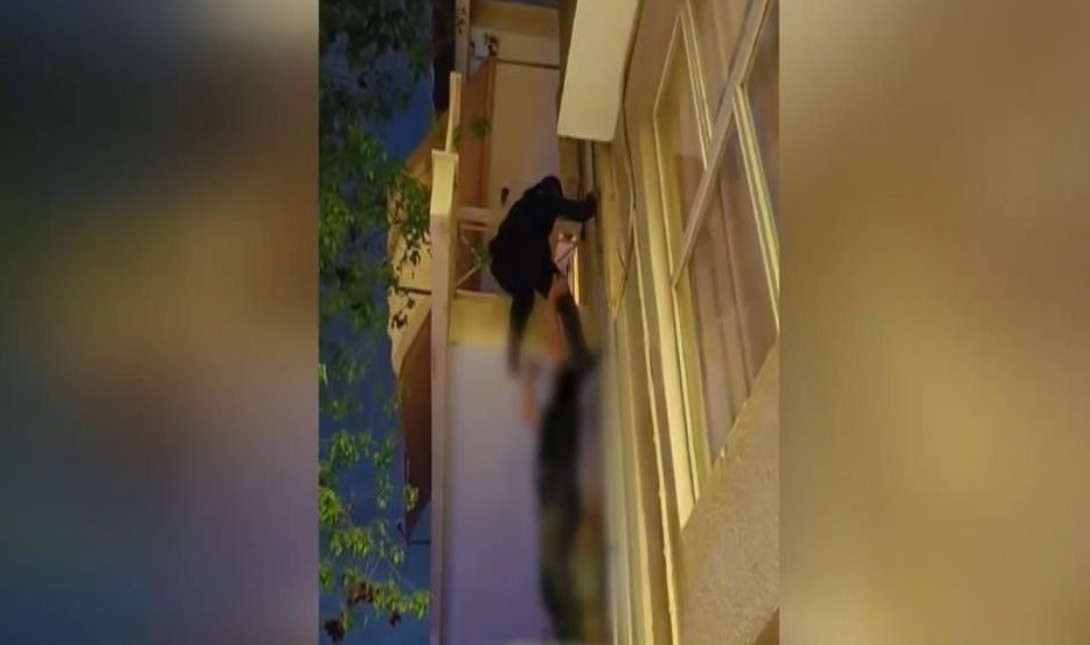 Καμίνια: «Δεν έγινε κάτι τόσο σοβαρό» – Τι υποστηρίζει η μητέρα του 5χρονου που έμεινε κλειδωμένο στο μπαλκόνι
