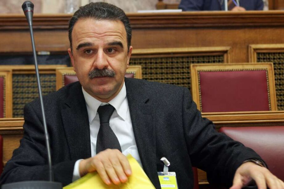 Γιάννης Μαντζουράνης