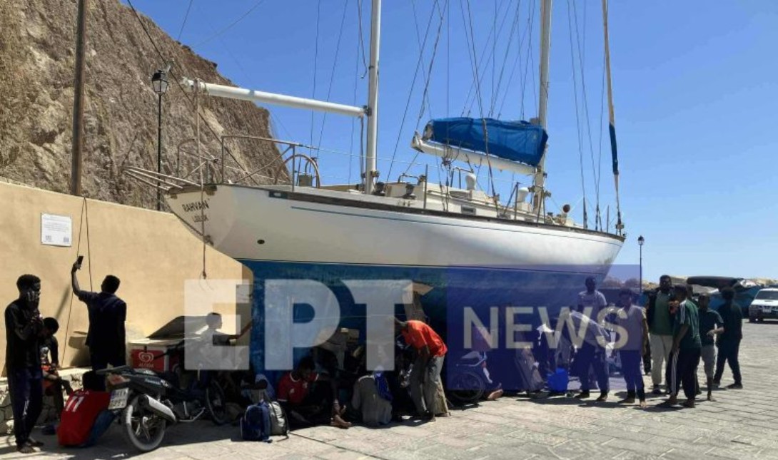 Κρήτη: Εντοπίστηκε φουσκωτό με 65 μετανάστες στη Γαύδο (φωτο)