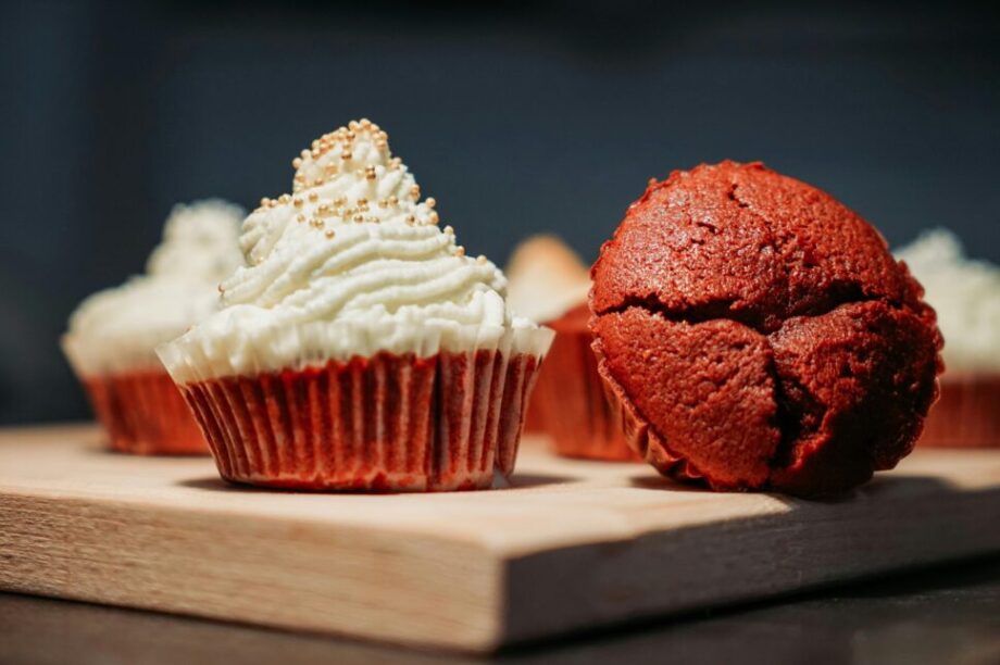 red velvet cupcakes