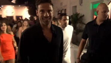Κωνσταντίνος Αργυρός: Λαμπερή βάφτιση για το γιο του στη Μύκονο – Νονά η Μαριάννα Λάτση