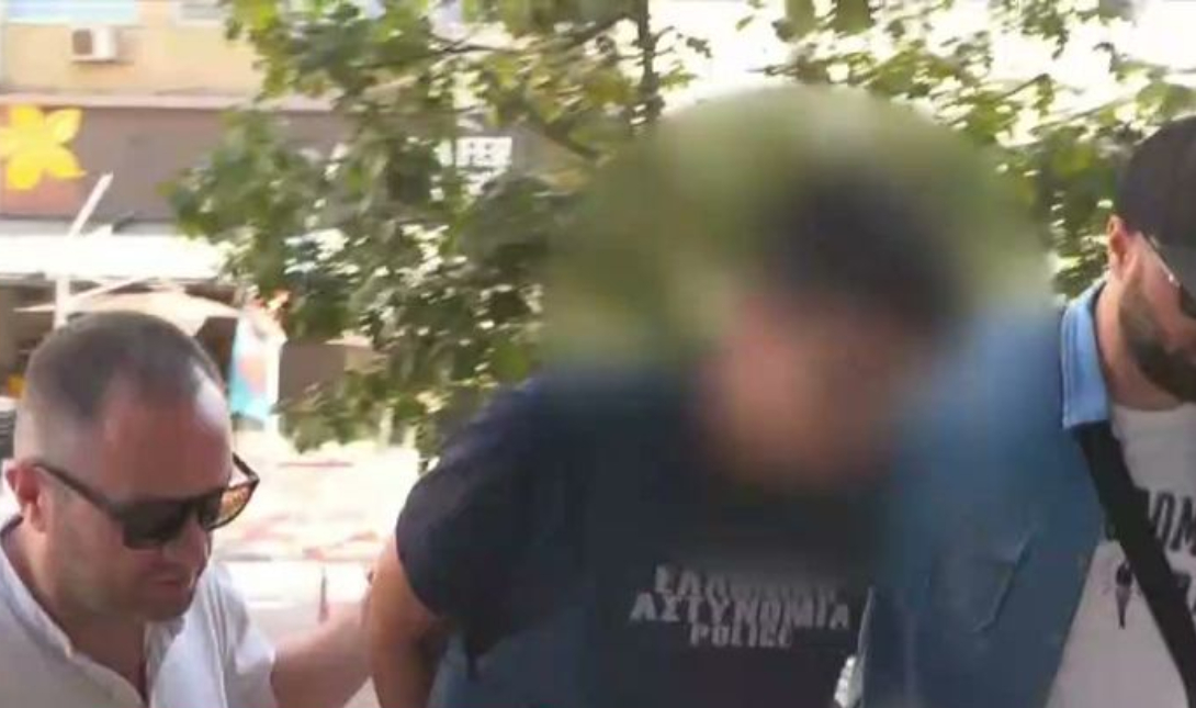 Αδελφοκτόνος