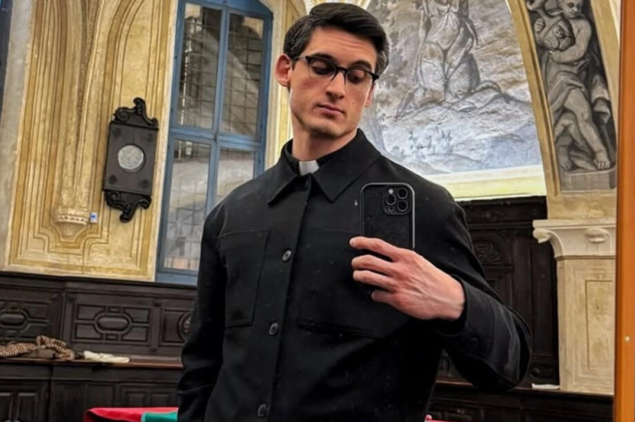 Σέξι ιερέας Ιταλία