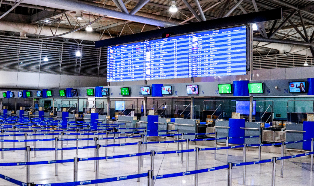 «Καλλιτεχνική κατάληψη» στο αεροδρόμιο «Ελευθέριος Βενιζέλος»