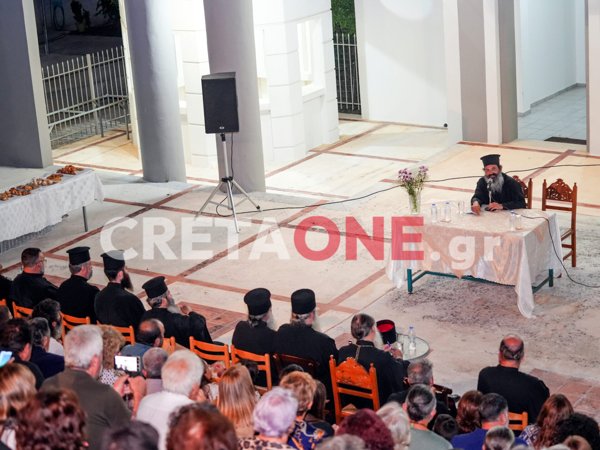 Μήνυμα ζωής από τον π. Σπυρίδωνα Βασιλάκο στον Ζαρό: «Η κατανόηση γεννά αληθινές σχέσεις»