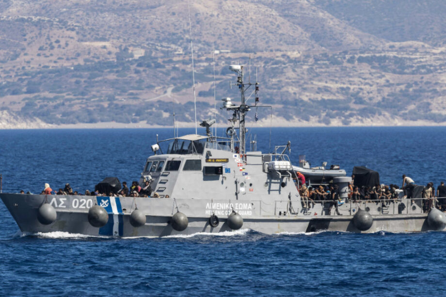 Γαύδος: Επιχείρηση σε εξέλιξη του Λιμενικού με νέες αφίξεις εκατοντάδων μεταναστών