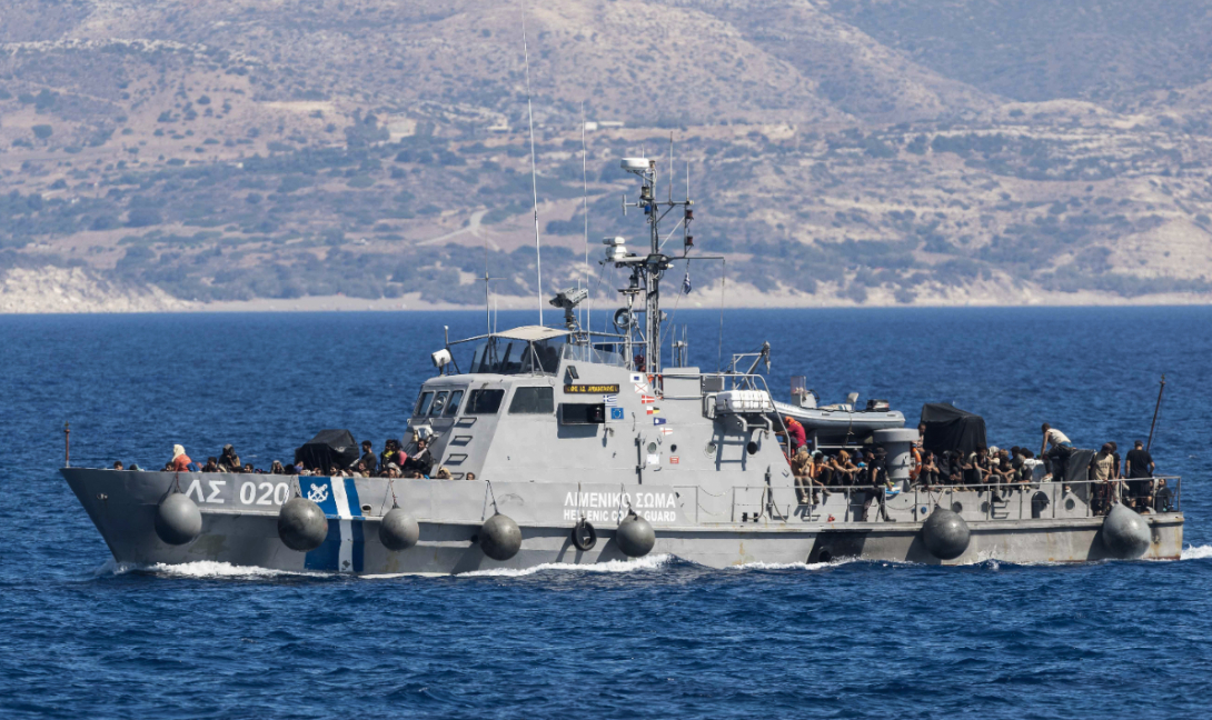 Γαύδος: Επιχείρηση σε εξέλιξη του Λιμενικού με νέες αφίξεις εκατοντάδων μεταναστών