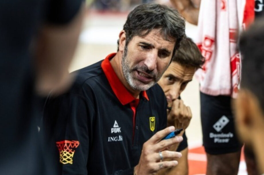 Eurobasket 2025 Μομπρού