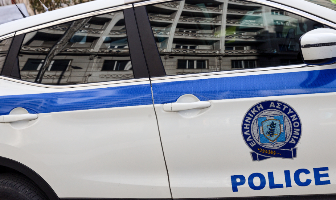 Ομολόγησε ο 50χρονος αδελφοκτόνος της Θεσσαλονίκης, τι αναφέρει στην ανακοίνωσή της η ΕΛ.ΑΣ. (βίντεο)