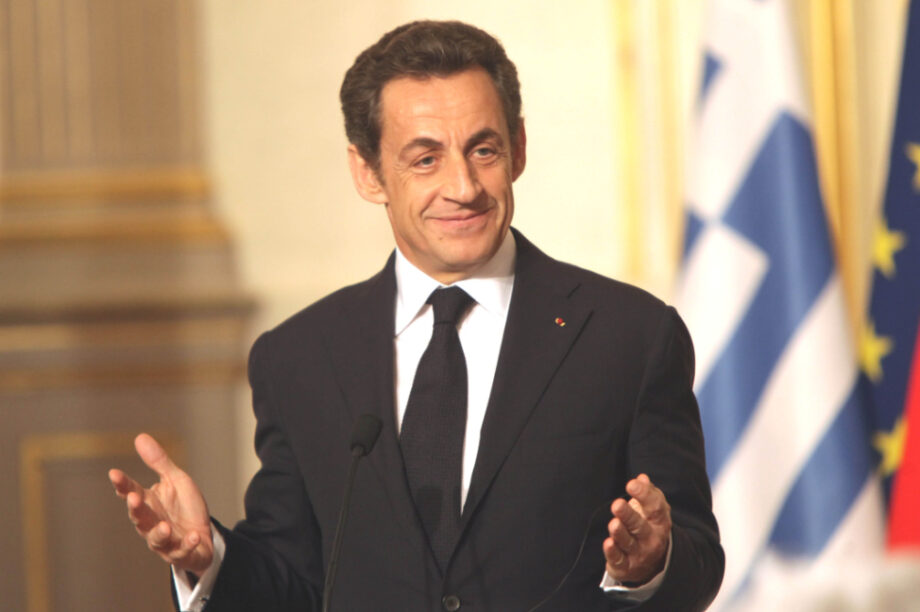Πενταετής ποινή φυλάκισης στον Σαρκοζί για τις σχέσεις του με τον Καντάφι