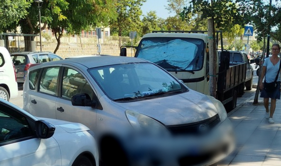 «Όλοι οι καλοί χωράνε» – Αυτό σκέφτηκε ασυνείδητος οδηγός στα Χανιά – Δείτε φωτογραφίες