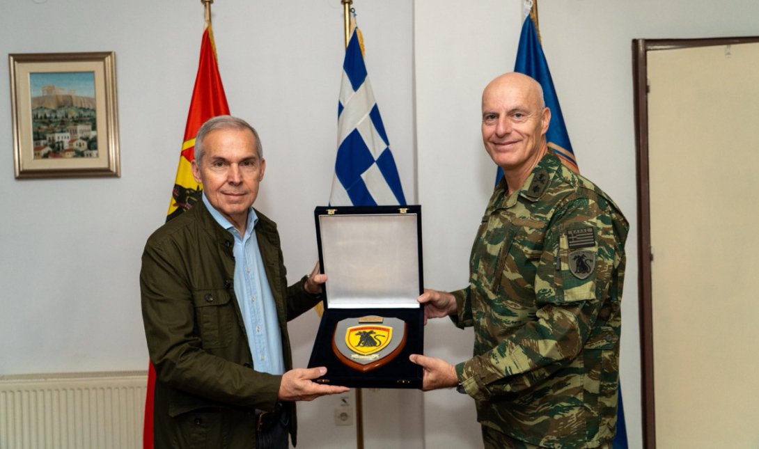 Επίσκεψη ΥΦΕΘΑ Θανάση Δαβάκη σε Στρατιωτικές Μονάδες στην περιοχή των Σερρών και της Δράμας