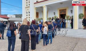 Πένθος στα Χανιά: Αυτή την ώρα το τελευταίο αντίο στον Απόστολο Αλεξάκη – Δείτε φωτογραφίες