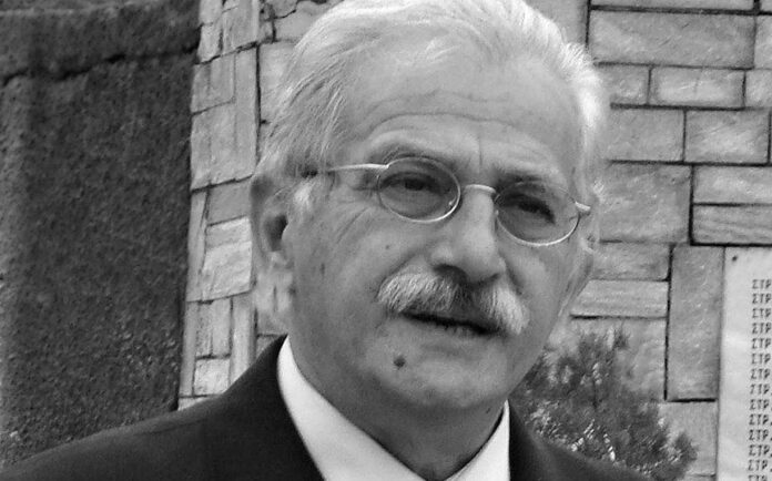 Βαθιά θλίψη στα Χανιά: «Έφυγε» ο Νίκος Παπαδάκης, ο άνθρωπος που αφιέρωσε τη ζωή του στον Ελευθέριο Βενιζέλο