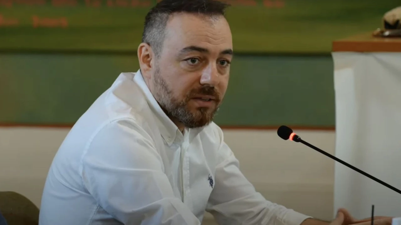 Φραγκίσκος Παρασύρης