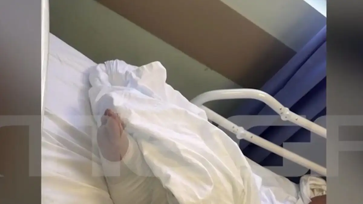 Συγκλονίζει η 81χρονη που δέχτηκε επίθεση στην σχολή οδηγών: «Με χτύπησαν στο πόδι επτά – οχτώ φορές με ένα σίδερο»
