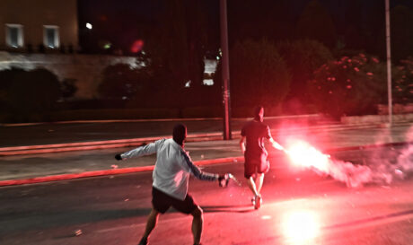 Σύνταγμα μολότοφ