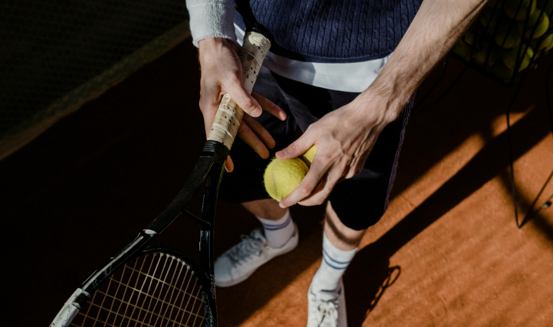 US Open: Δείτε πως CEO άρπαξε υπογεγραμμένο καπέλο από ένα μικρό παιδί- Βίντεο