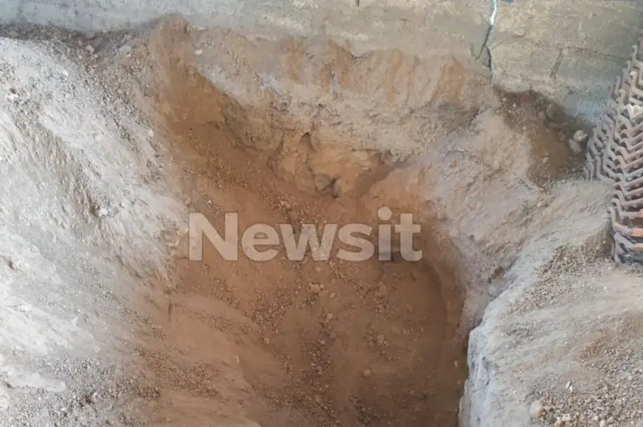 Ο λάκκος όπου είχε θάψει τη μητέρα της η 62χρονη στη Βοιωτία