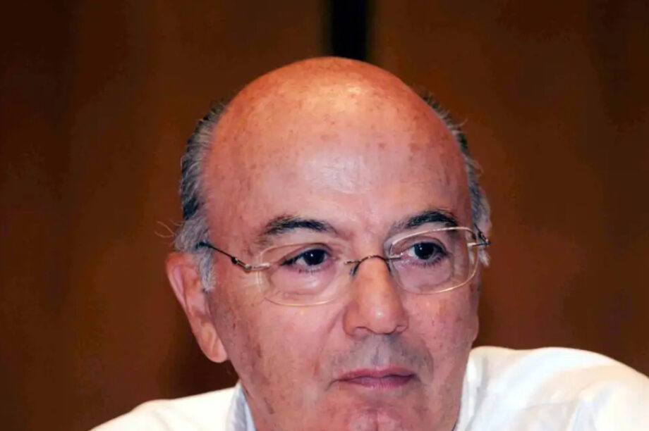 Λάμπης Νικολάου