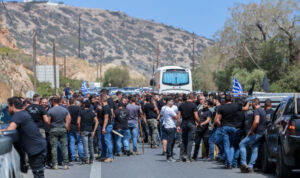 Σε αναβρασμό οι κτηνοτρόφοι της Κρήτης: Κλείνουν σήμερα τον ΒΟΑΚ και αποφασίζουν κινητοποιήσεις διαρκείας