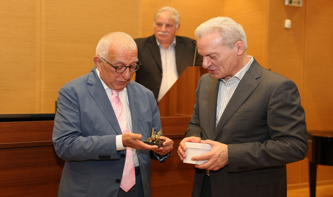 Απόρριψη της καύσης απορριμμάτων, άνοιγμα στα Τείχη και σημαντικά έργα – Η εβδομαδιαία ενημέρωση του δημάρχου