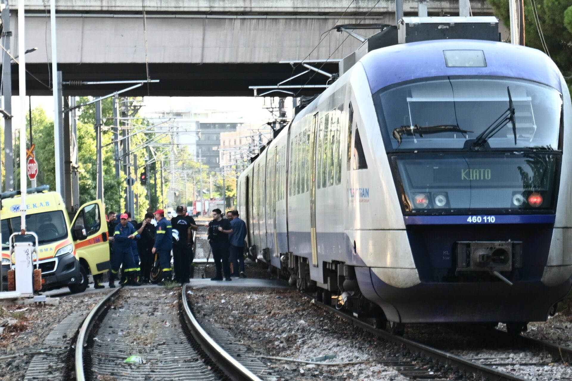 Πανικός στην Πάτρα: 15χρονος κατέρρευσε μέσα στο τρένο
