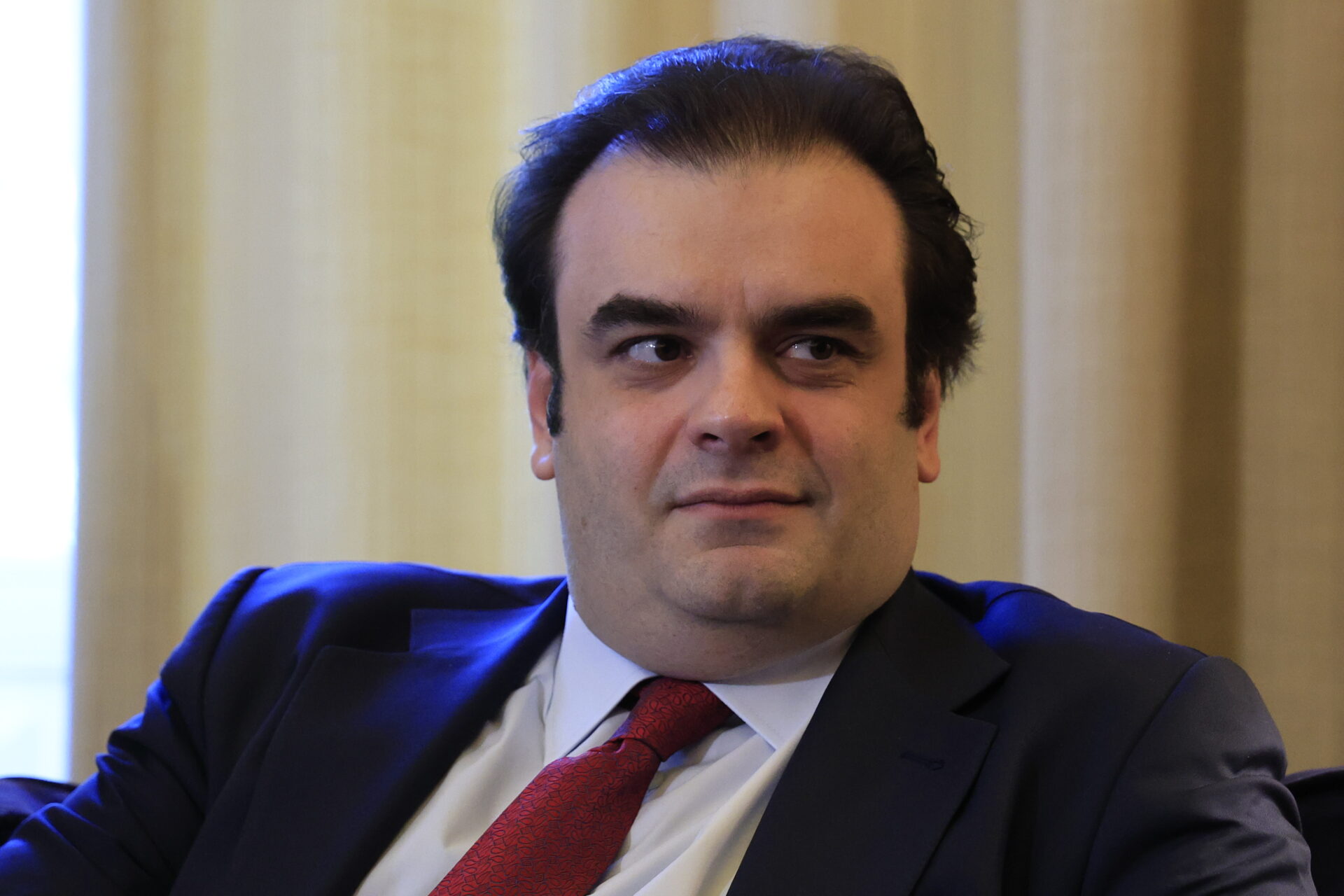 «Φέσια» Δημοσίου: Στη φόρα τα ονόματα των «μπαταχτσήδων»