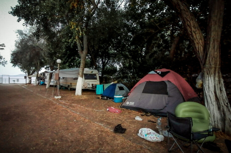 ΚΑΜΠΙΝΓΚ ΣΤΗΝ ΦΟΙΝΙΚΟΥΝΤΑ