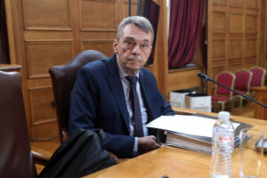 Εξεταστική για σκάνδαλο ΟΠΕΚΕΠΕ: Αντικρουόμενη κατάθεση Βάρρα για Βορίδη