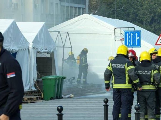 Πυροβολισμοί έξω από τη σερβική βουλή: Πρώην υπάλληλος των μυστικών υπηρεσιών ο δράστης
