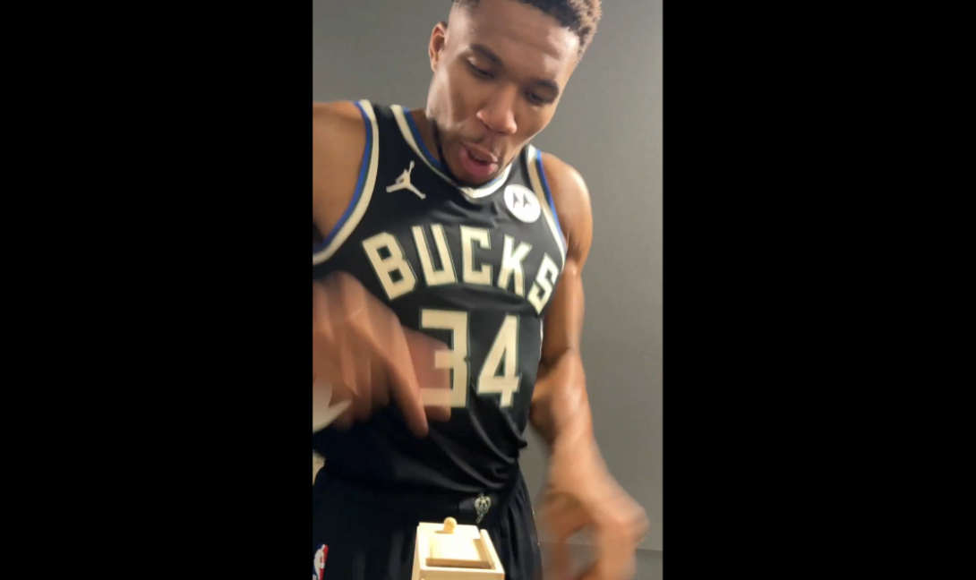 Η Halloween φάρσα των Μπακς και η αντίδραση του Γιάννη Αντετοκούνμπο (βίντεο)