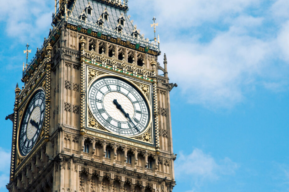 Ποια είναι η μοναδική στιγμή που σταματάει το ρολόι του εμβληματικού Big Ben