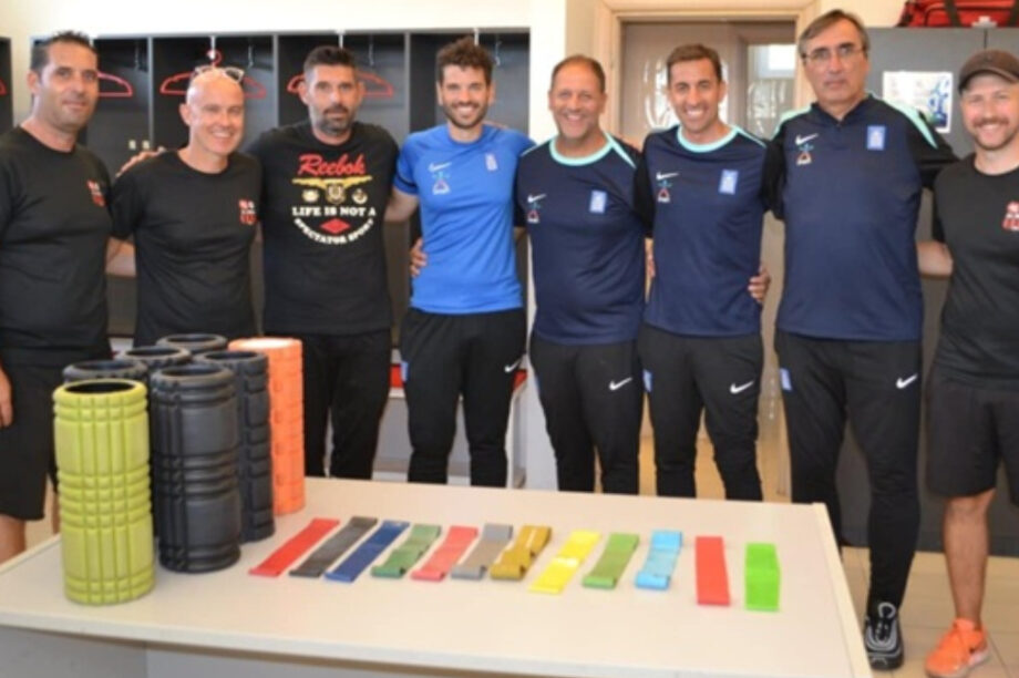 Σε Ρόδο και Σύρο το πρόγραμμα «Αναγέννηση» της ΕΠΟ