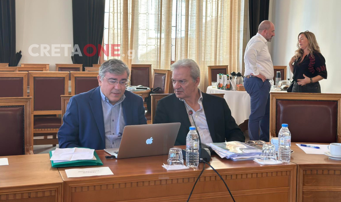 Παρουσία Γραφάκου η σύσκεψη για τη μονάδα καύσης των απορριμμάτων στην Κρήτη – «Συνεχίζουμε τον διάλογο, δεν υπάρχουν ειλημμένες αποφάσεις»