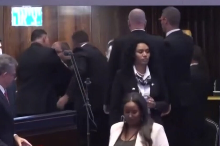 Επεισόδιο στο Ισραηλινό κοινοβούλιο κατά την διάρκεια της ομιλίας Τραμπ (βίντεο)