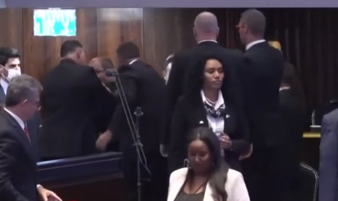 Επεισόδιο στο Ισραηλινό κοινοβούλιο κατά την διάρκεια της ομιλίας Τραμπ (βίντεο)