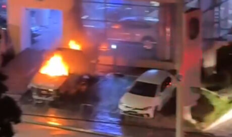 εμπρησμος αυτοκινήτων νεα φιλαδελφεια